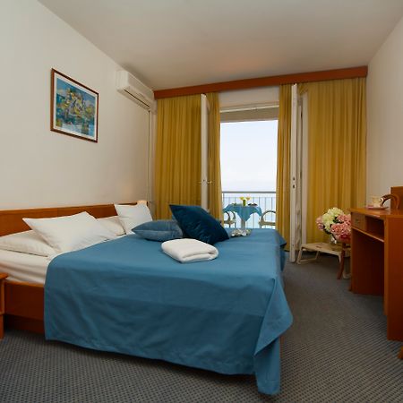 Hotel Faraon Trpanj Exterior foto