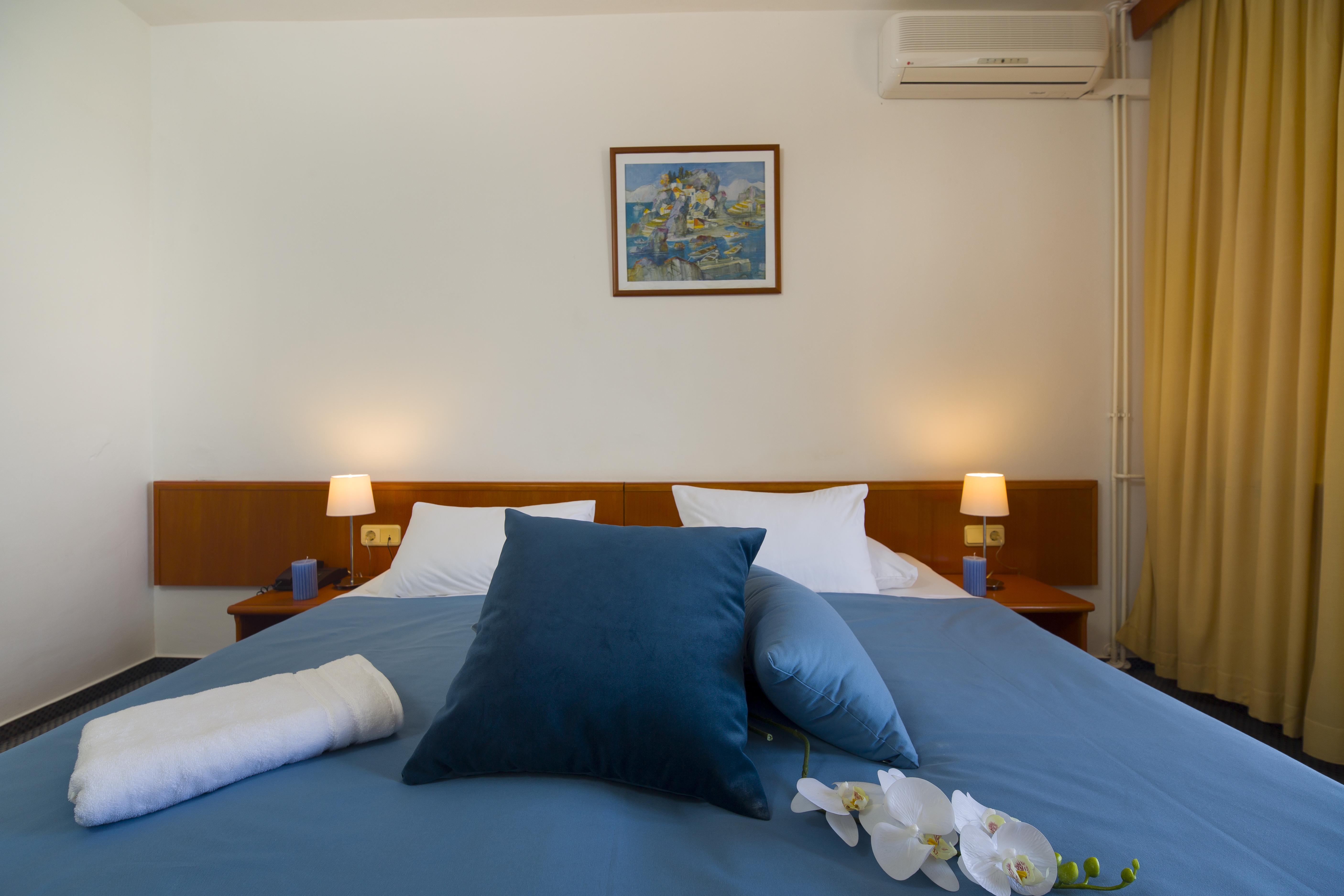 Hotel Faraon Trpanj Exterior foto